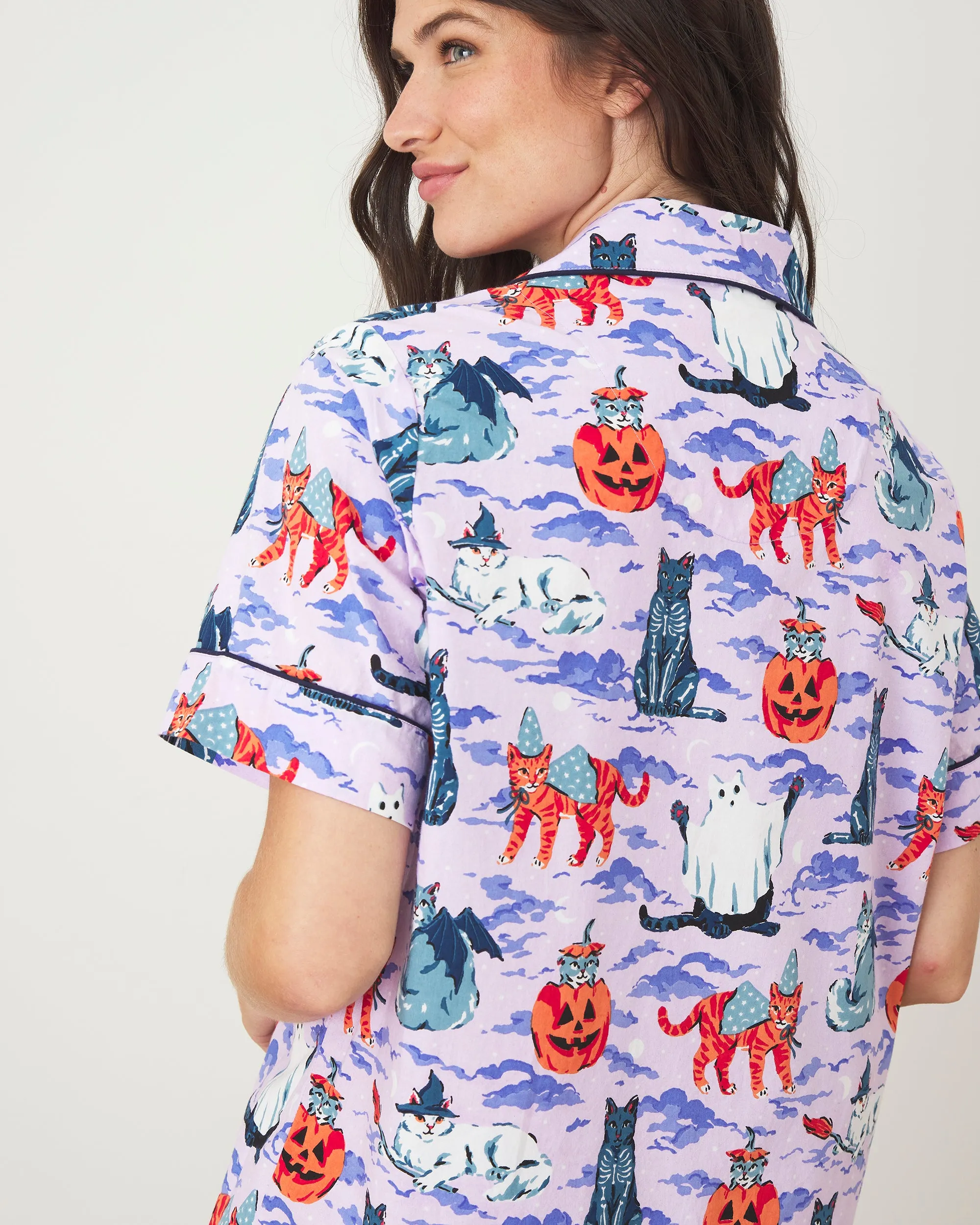 Halloween House Cats - Short Sleeve Top & Cropped Pants Set - Lavender
